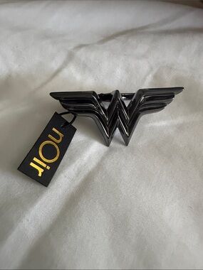 nOir Jewelry Black Winged W Emblem Ring size 8